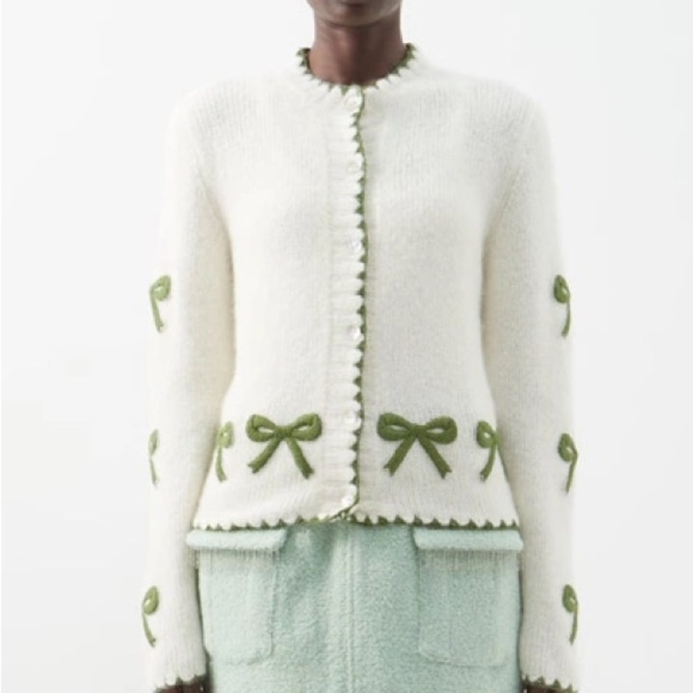 ISO Shrimps Bud Bow Cardigan Sweater 🎀💚